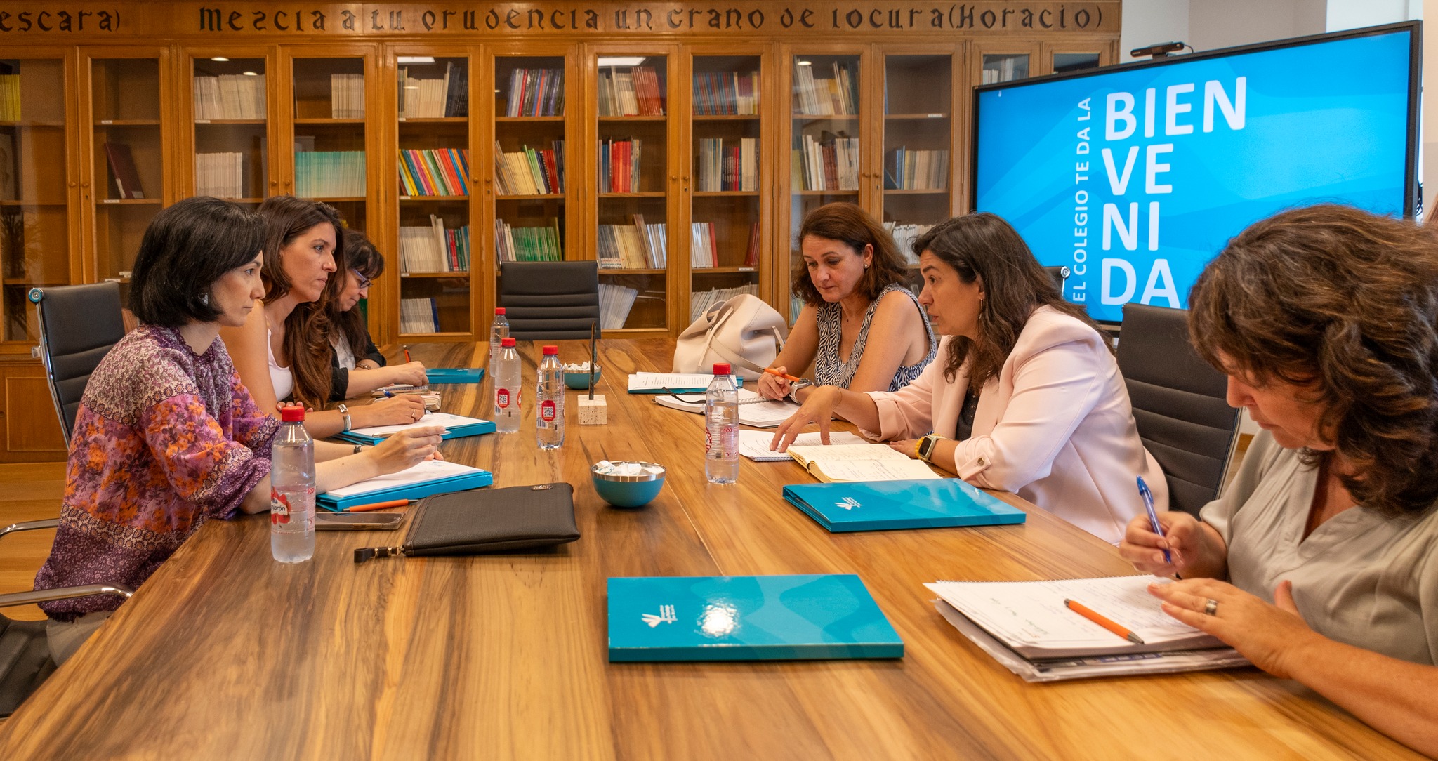 Imagen reunión con Colegio Oficial de la Psicología de Madrid